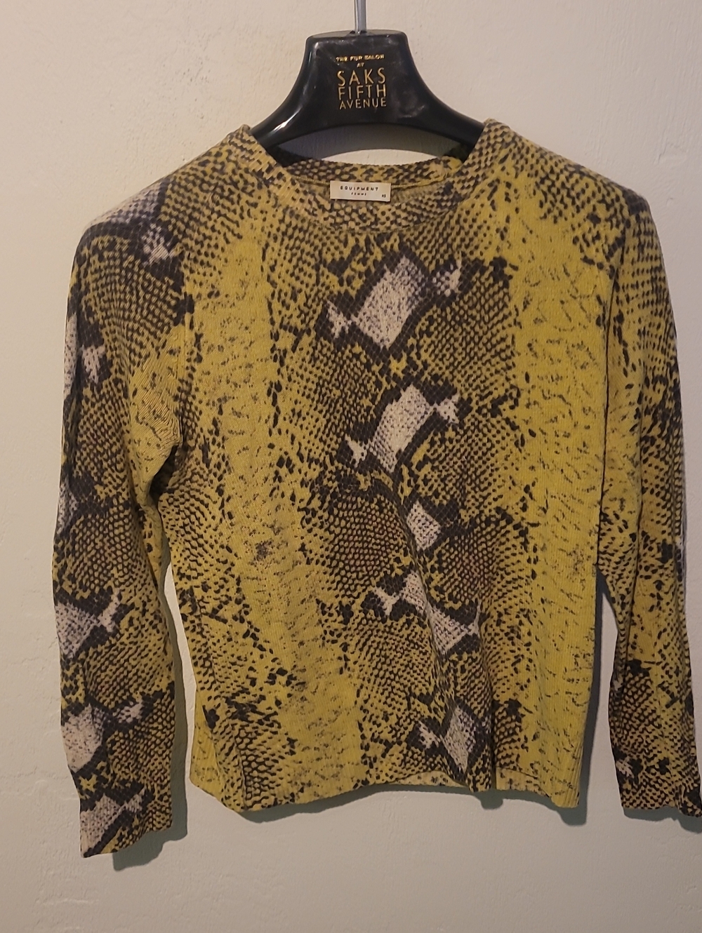 Equipment Women’s Yellow Snake-Print 100% Cashmere Long Sleeve Sweater